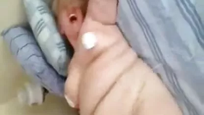 Anisa Kateと彼女の友人のFucks、チェンソーの男 ポルノ スター 千原